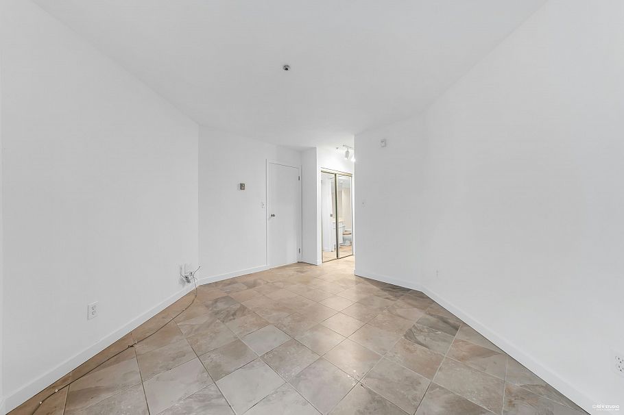 107 933 W 8th Avenue Vancouver, BC - 13