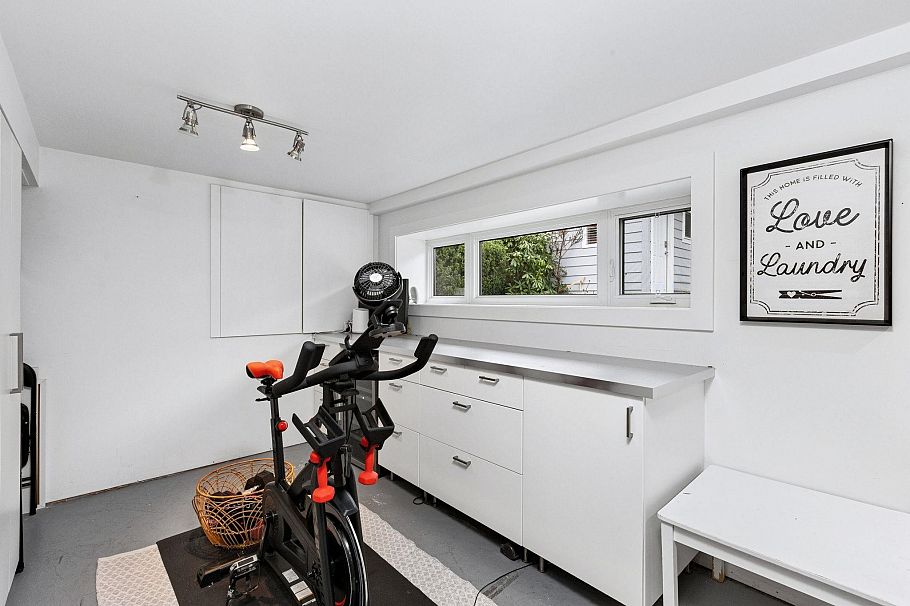 4384 Highland Boulevard North Vancouver, BC - 25