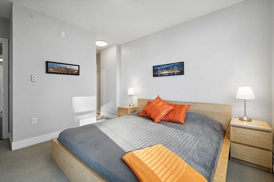 901 1320 Chesterfield Avenue North Vancouver, BC - 18