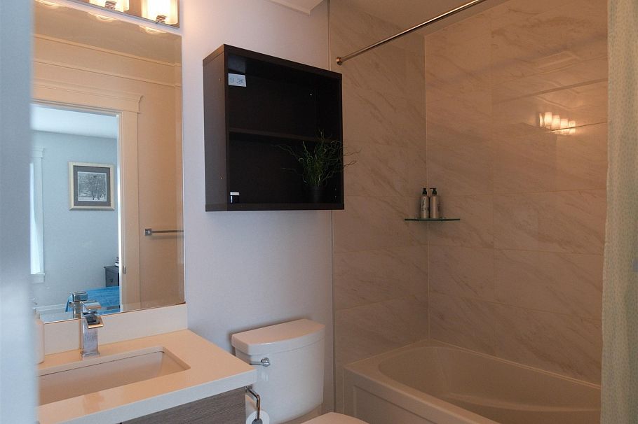 1198 Edgewood Road North Vancouver, BC - 20
