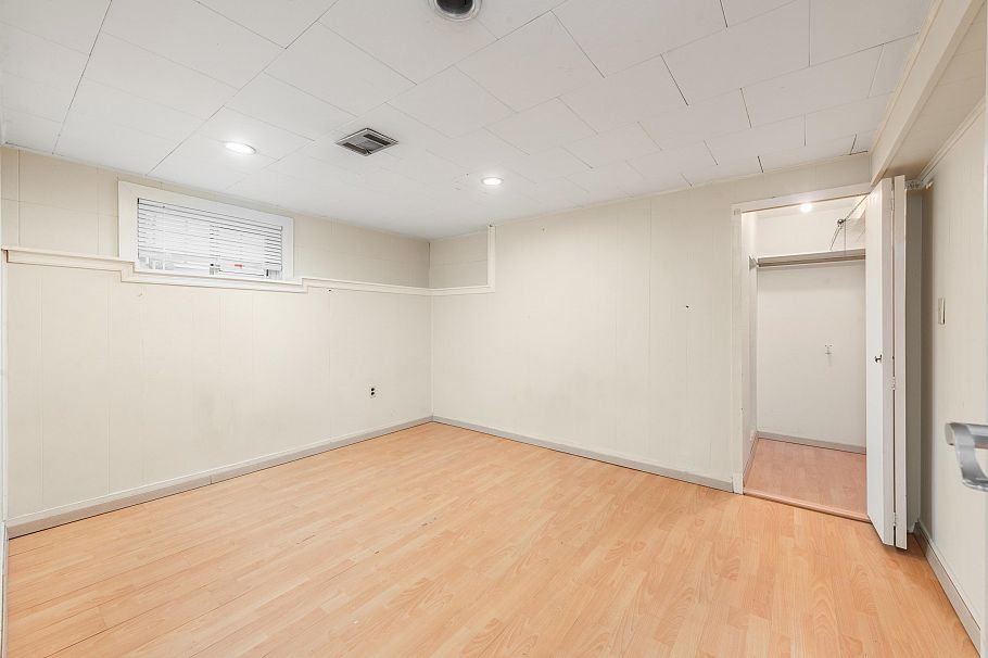 5556 Earles Street Vancouver, BC - 19