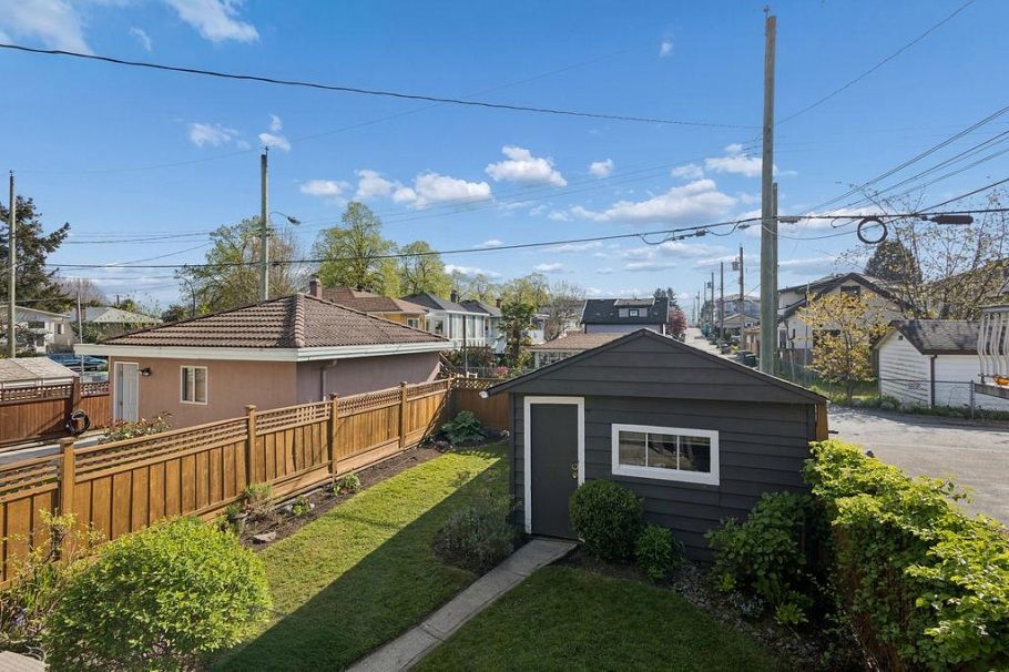 4344 Skeena Street Vancouver, BC - 20