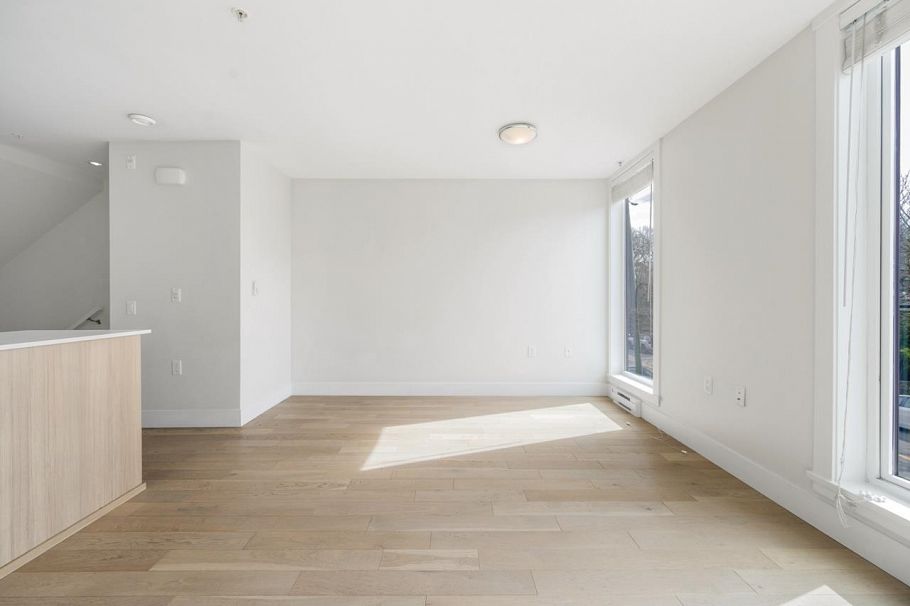 8 531 E 16th Avenue West Vancouver, BC - 7