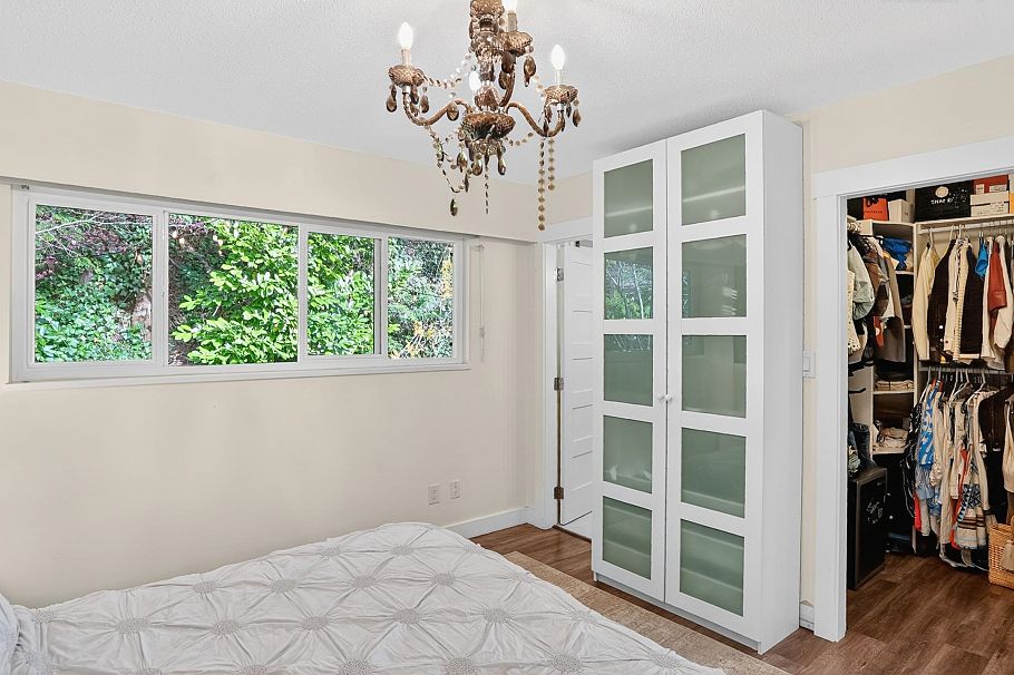 668 Alpine Court North Vancouver, BC - 15