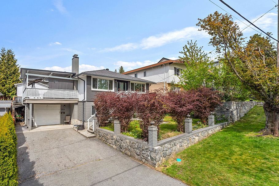 3951 William Street Burnaby, BC - 1