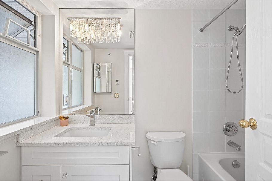 60 3436 Terra Vita Place Vancouver, BC - 35