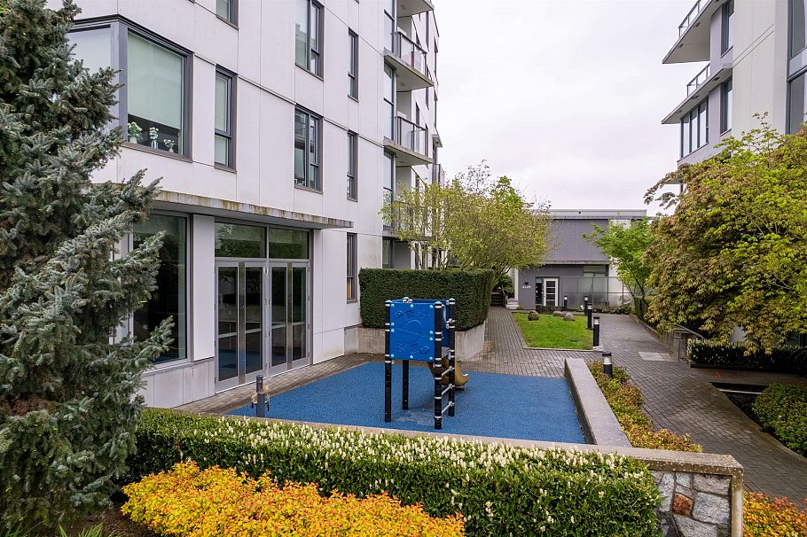 503 4539 Cambie Street Vancouver, BC - 17