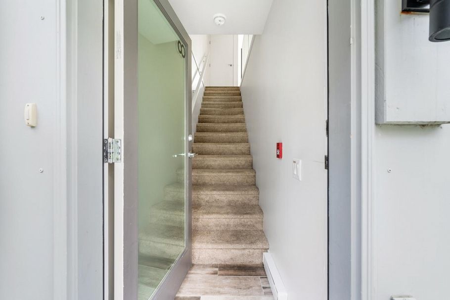 8 531 E 16th Avenue West Vancouver, BC - 20