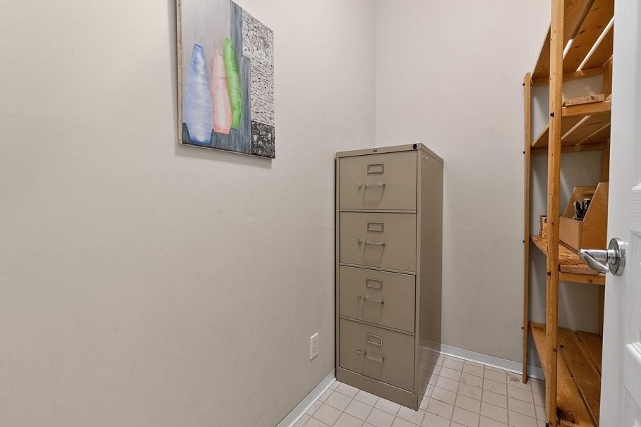 205 588 W 45th Avenue Vancouver, BC - 25