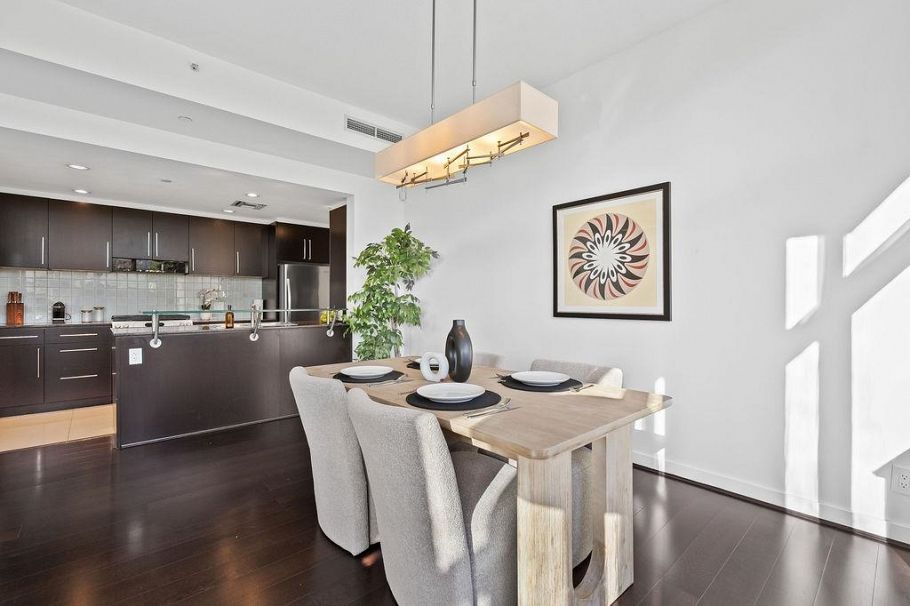 TH105 638 Beach Crescent Vancouver, BC - 31