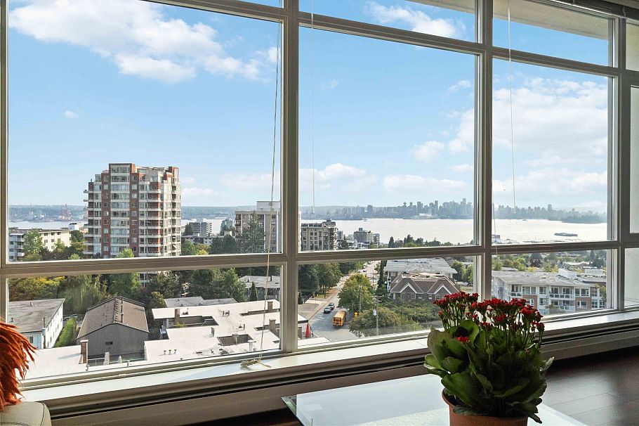 901 1320 Chesterfield Avenue North Vancouver, BC - 2