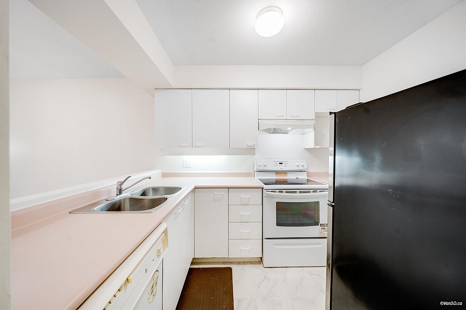 110 1615 Frances Street Vancouver, BC - 15