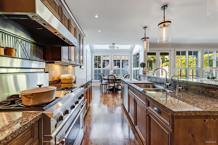 3113 W 42nd Avenue Vancouver, BC - 15