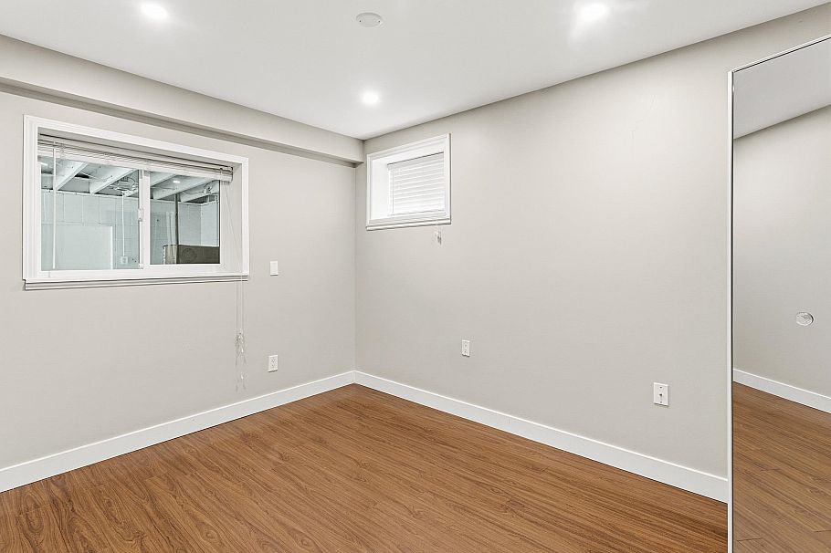 3951 William Street Burnaby, BC - 26