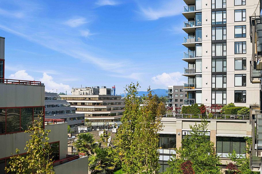 409 123 W 1st Street North Vancouver, BC - 20