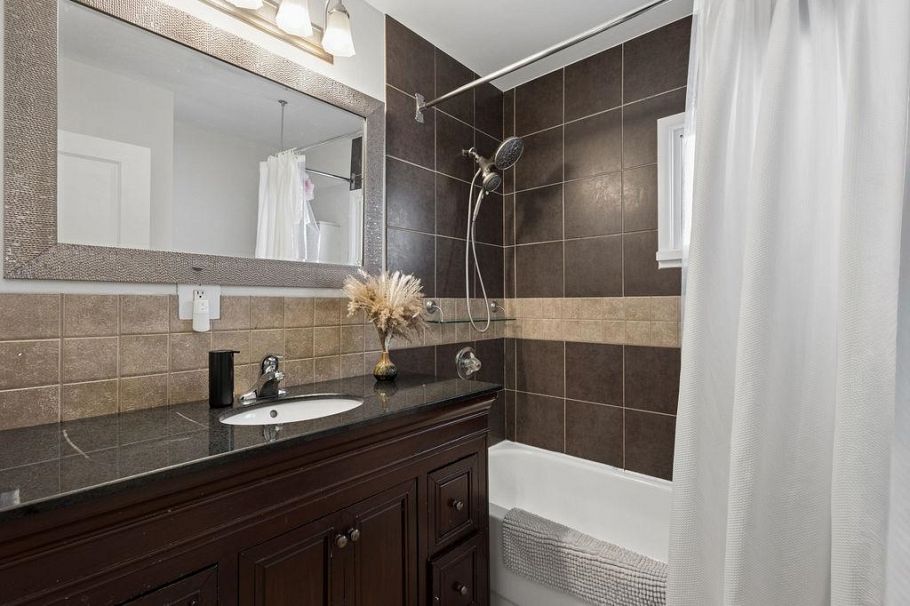 4344 Skeena Street Vancouver, BC - 31