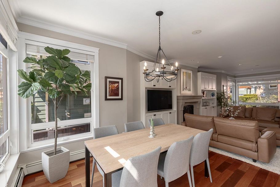 227 E 17 Street North Vancouver, BC - 15