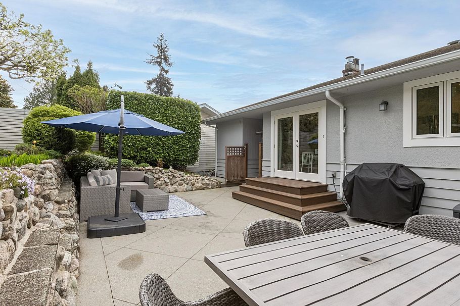 4384 Highland Boulevard North Vancouver, BC - 33