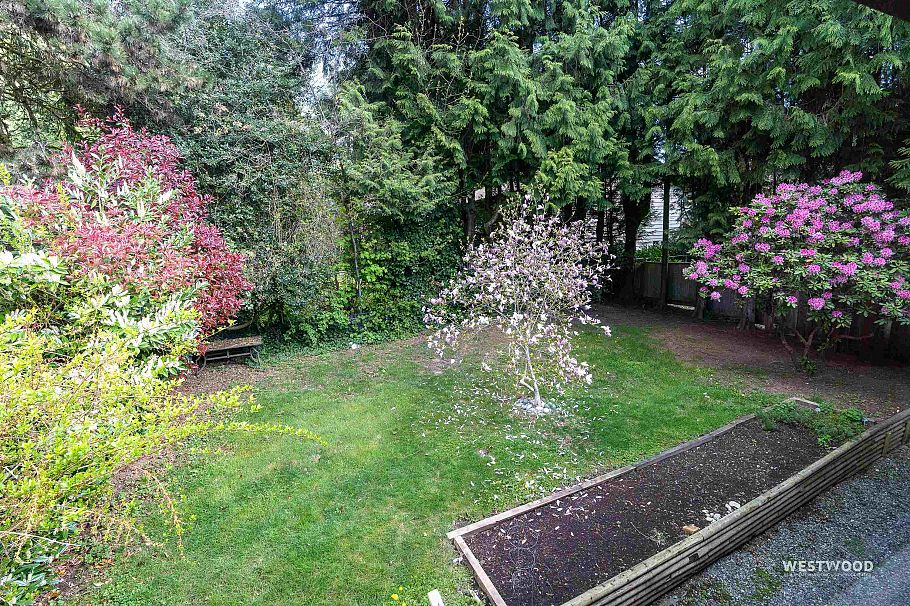1422 Kilmer Road North Vancouver, BC - 22