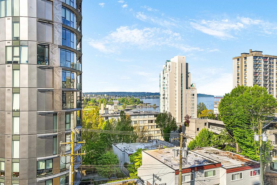 501 1250 Burnaby Street Vancouver, BC - 4