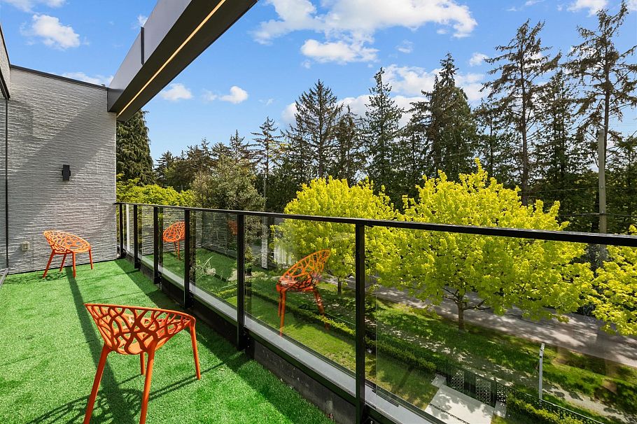 3823 W 51st Avenue Vancouver, BC - 25