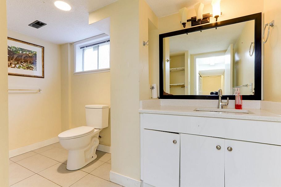 1479 W 57th Avenue Vancouver, BC - 19