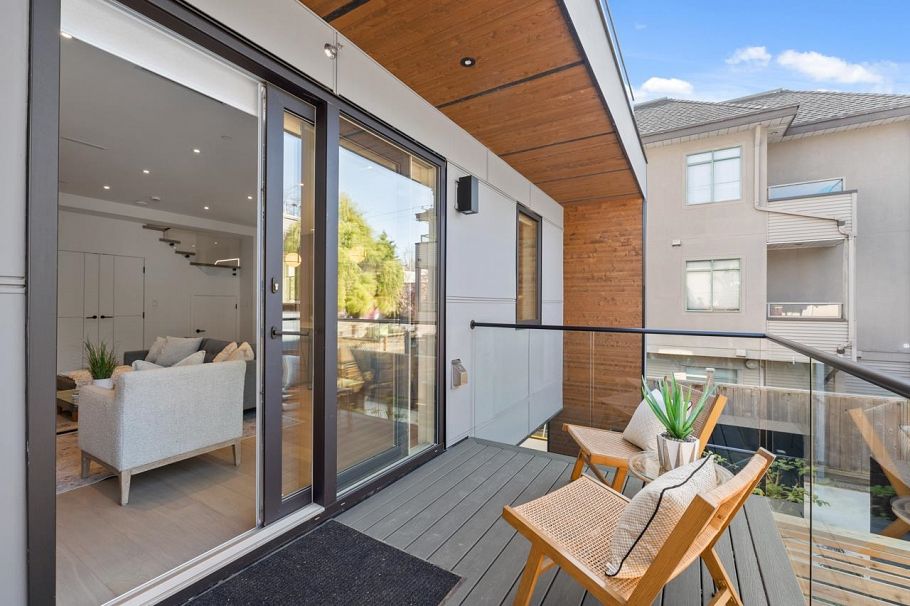 679 W 18th Avenue Vancouver, BC - 13