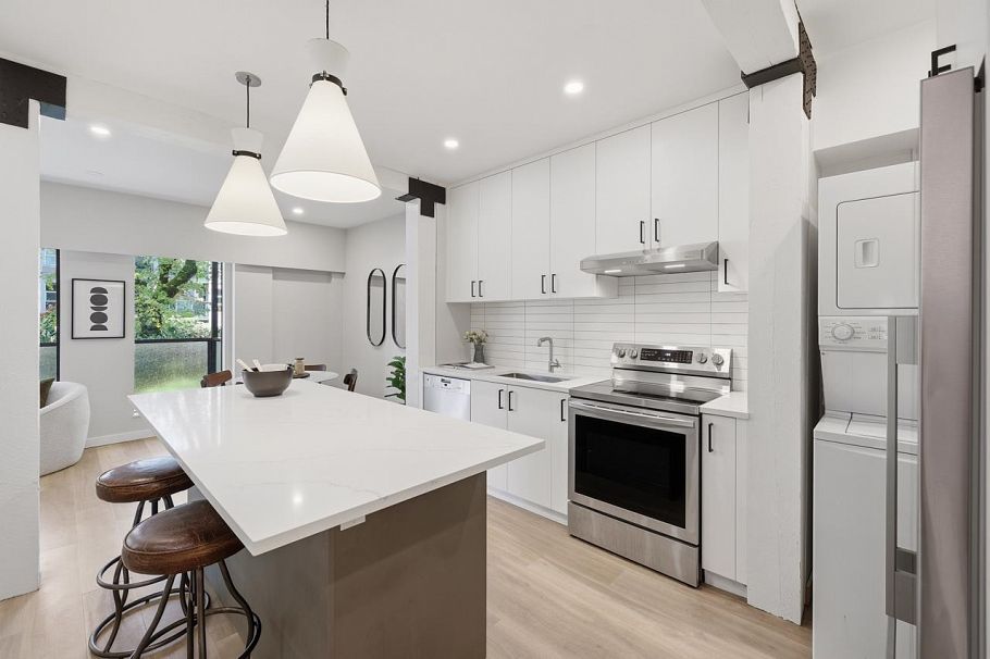 207 1535 Nelson Street Vancouver, BC - 10