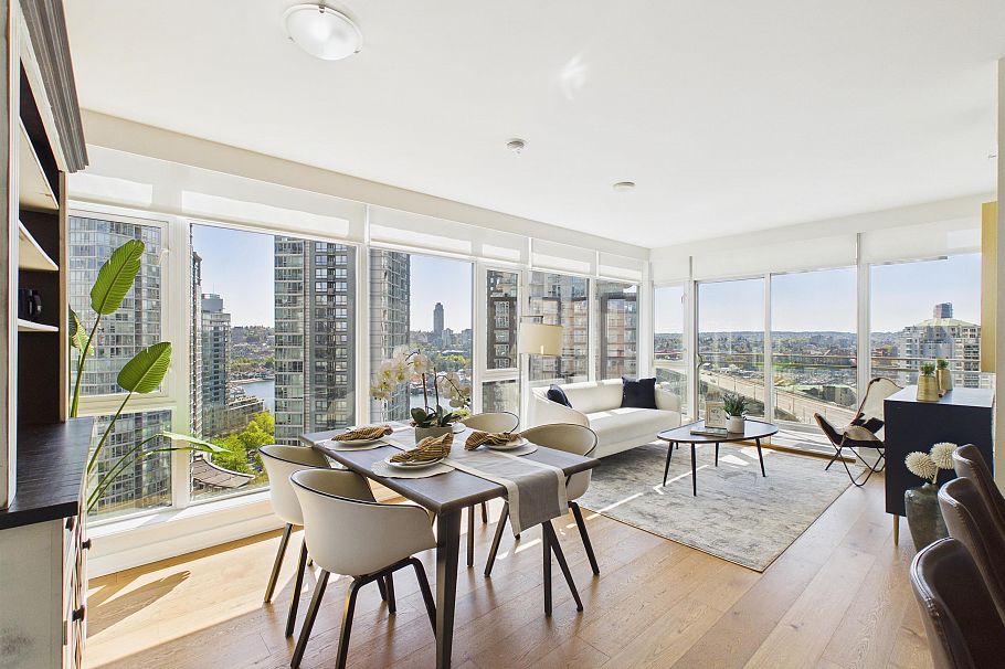 2108 1372 Seymour Street Vancouver, BC - 2
