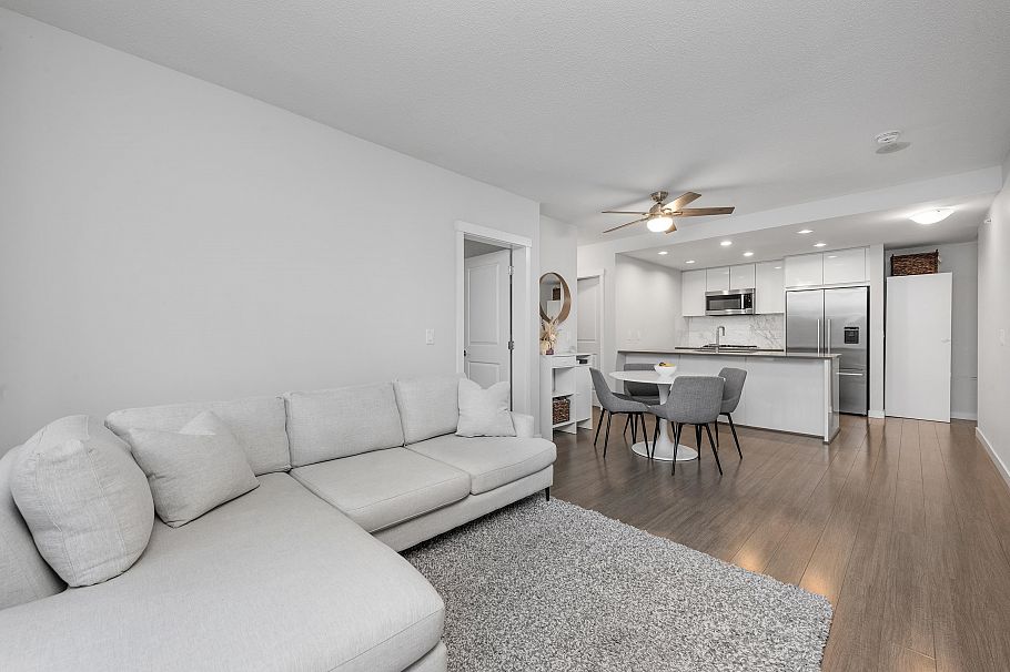 511 3281 E Kent Avenue North Avenue Vancouver, BC - 4