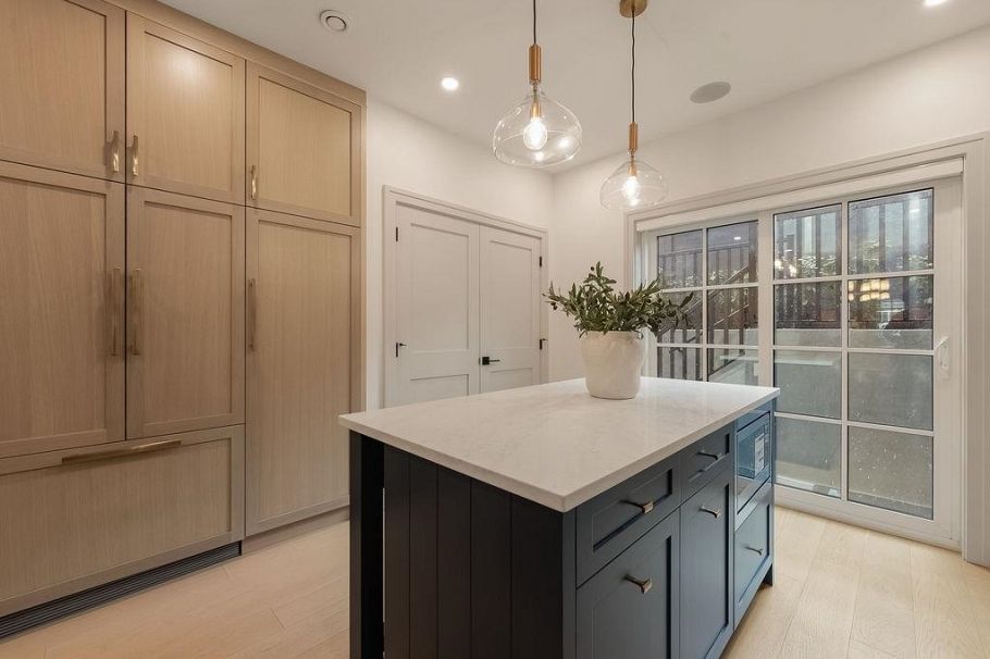 2540 Grant Street Vancouver, BC - 14