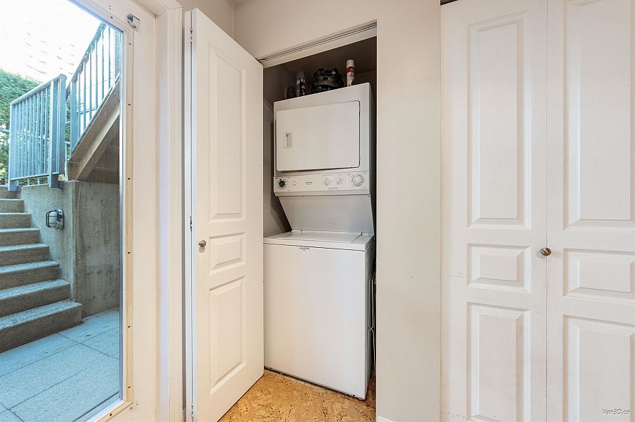 229 E 11th Avenue Vancouver, BC - 13
