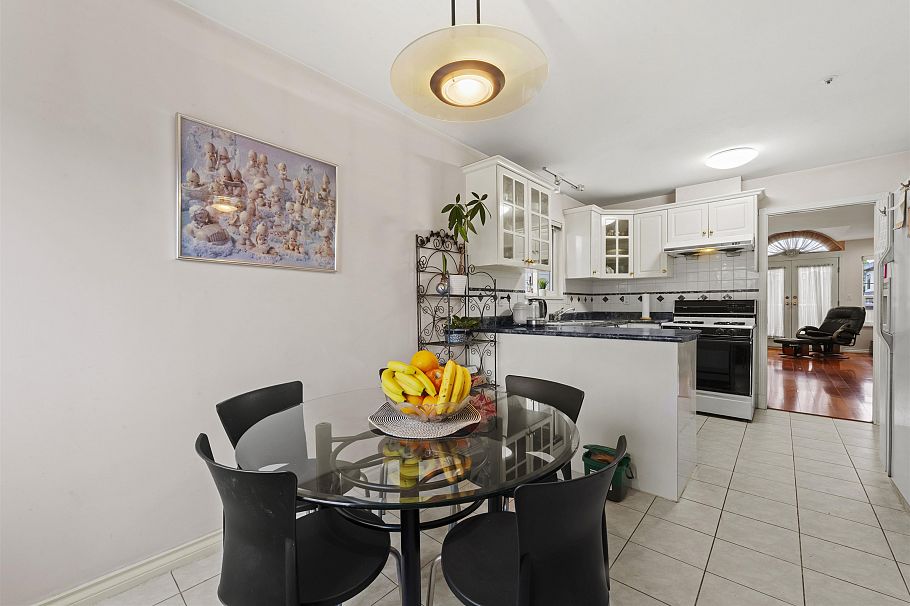 2779 Graveley Street Vancouver, BC - 26