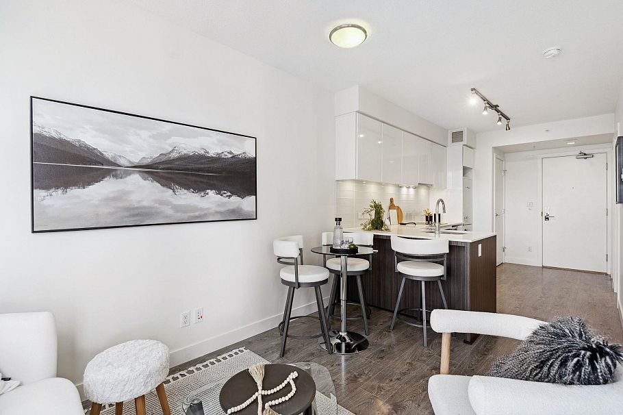 2203 1308 Hornby Street Vancouver, BC - 5