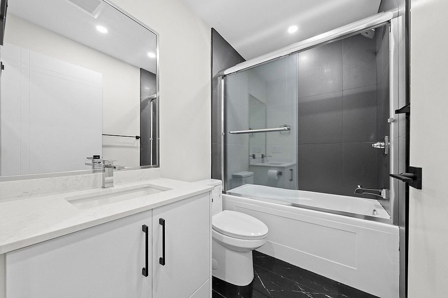 4318 Nanaimo Street Vancouver, BC - 39
