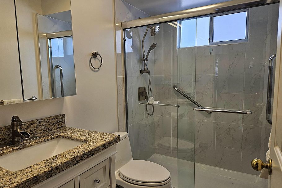 1308 E 62nd Avenue Vancouver, BC - 15