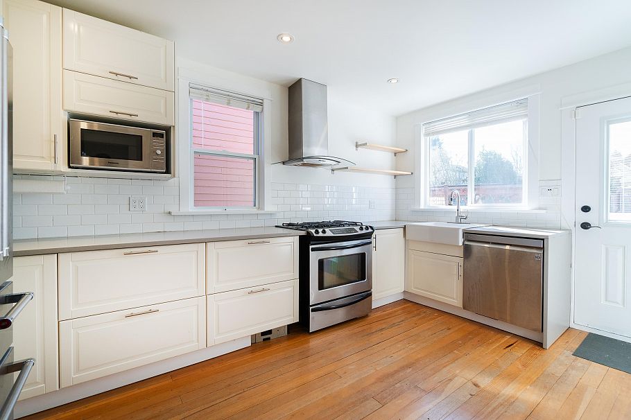 454 E 28th Avenue Vancouver, BC - 16
