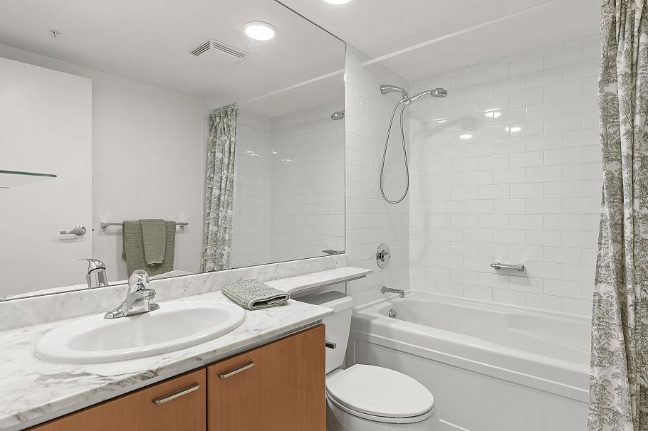 501 1200 W Georgia Street Vancouver, BC - 30