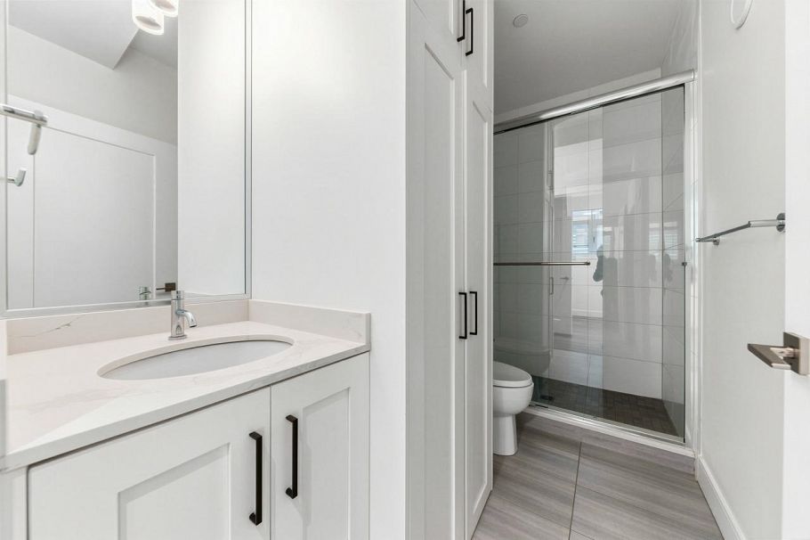 3412 W 43rd Avenue Vancouver, BC - 21