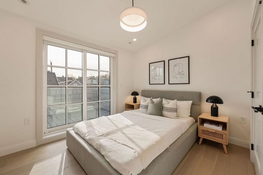 2542 Grant Street Vancouver, BC - 30