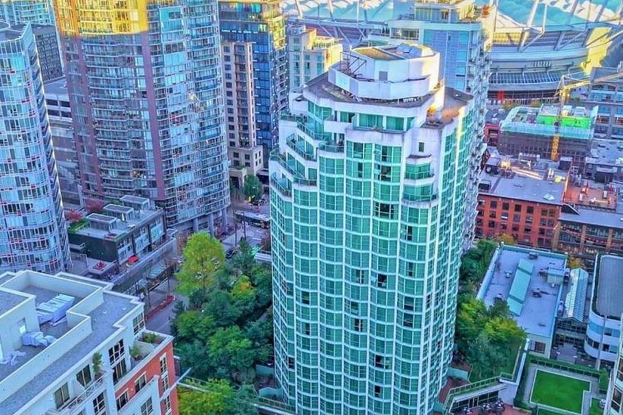 1808 838 Hamilton Street Vancouver, BC - 1