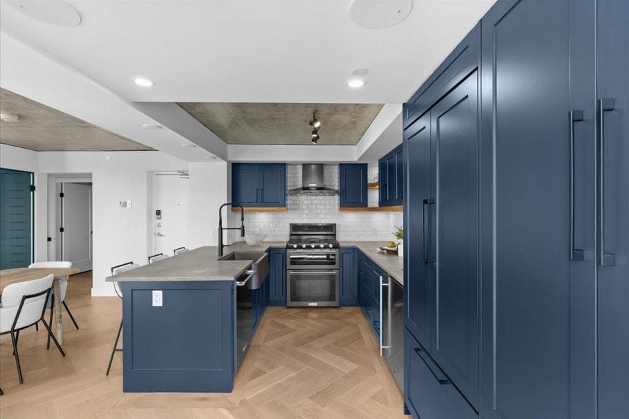 2402 1238 Richards Street Vancouver, BC - 11