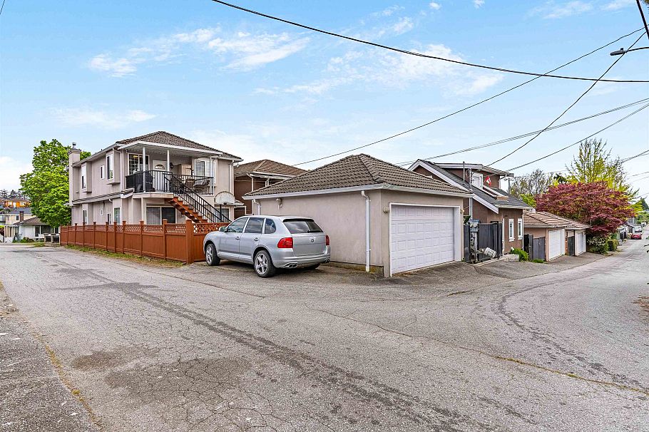 5323 Dumfries Street Vancouver, BC - 27
