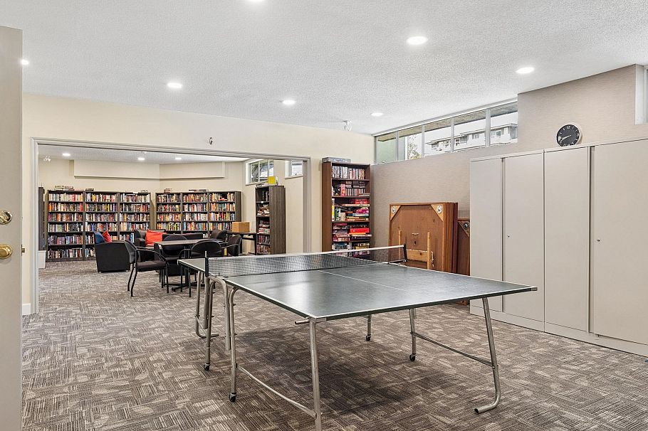 419 121 W 29th Street North Vancouver, BC - 32