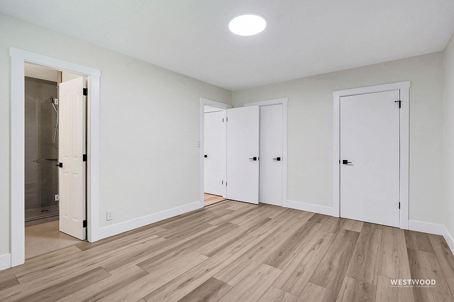 1422 Kilmer Road North Vancouver, BC - 21