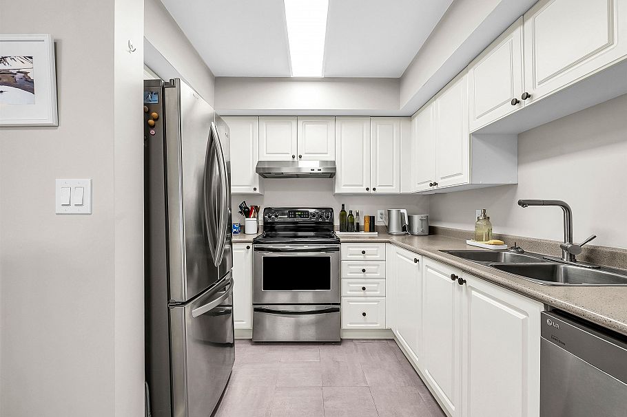 303 223 Mountain Highway North Vancouver, BC - 5