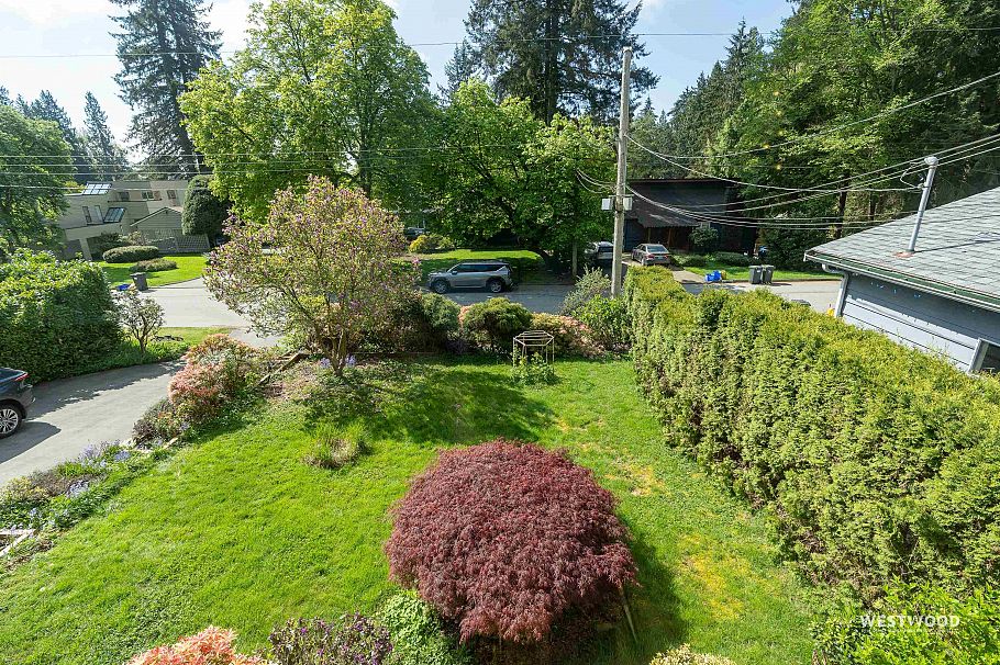 1422 Kilmer Road North Vancouver, BC - 10