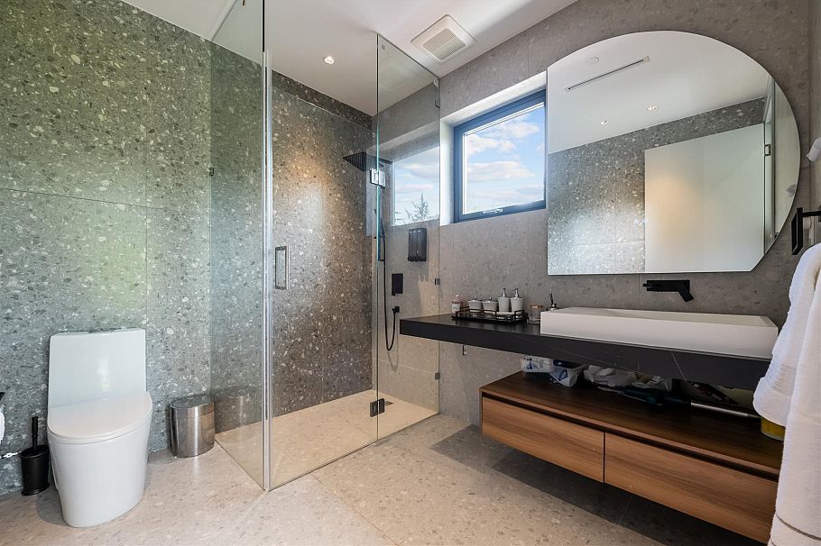 3823 W 51st Avenue Vancouver, BC - 30