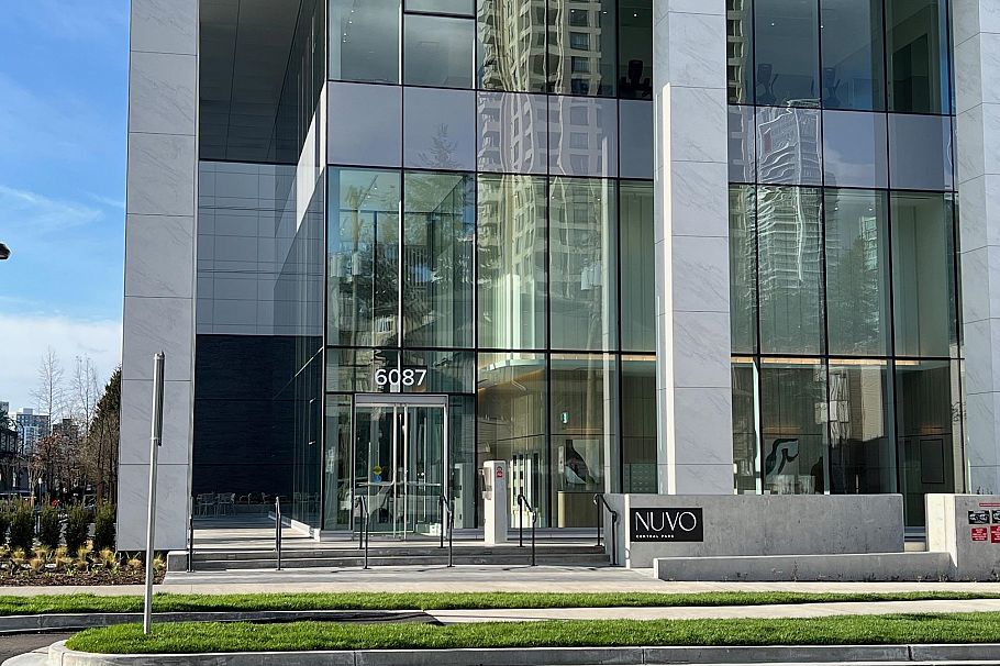 1401 6087 Wilson Avenue Burnaby, BC - 3