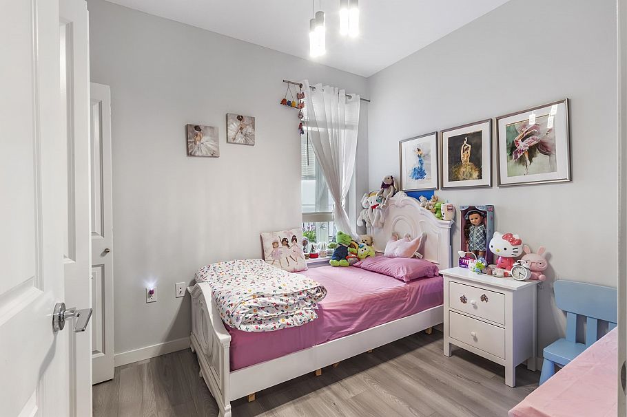 418 2651 Library Lane North Vancouver, BC - 6